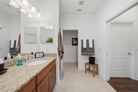 Villa ou maison à vendre à North Port, Floride: 2 chambres, 127.09 m2 № 2128392 - photo 14
