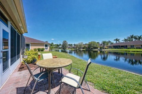 Villa ou maison à vendre à North Port, Floride: 2 chambres, 127.09 m2 № 2128392 - photo 20