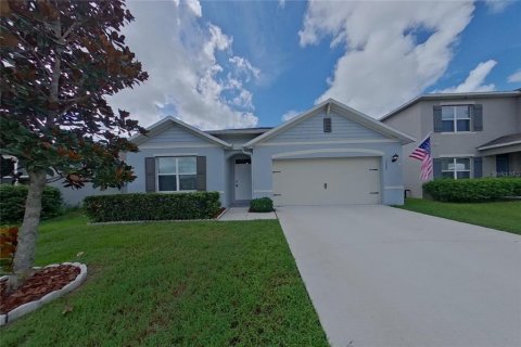 House in Mount Dora, Florida 4 bedrooms, 171.5 sq.m. № 2366783