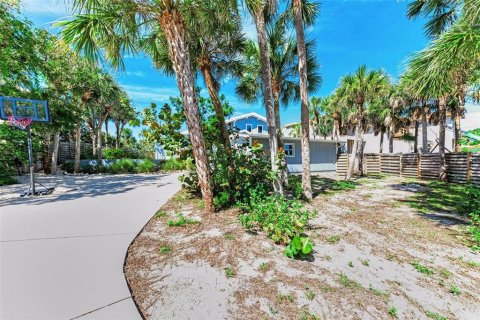 House in Englewood, Florida 3 bedrooms, 155.24 sq.m. № 1524785 - photo 8