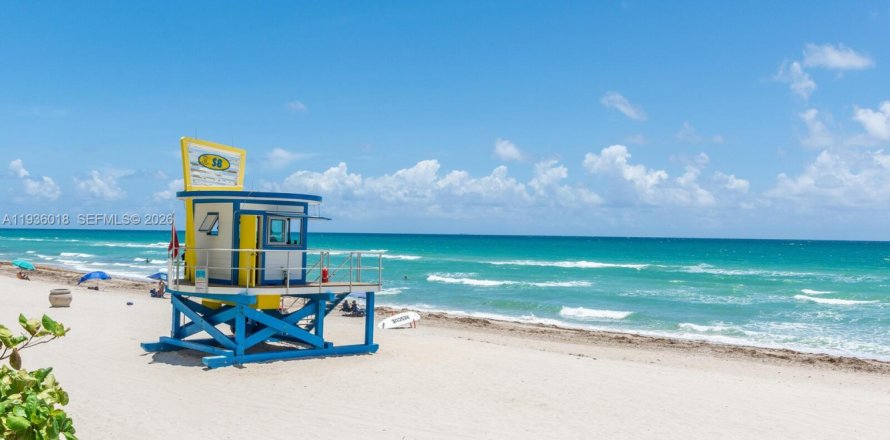 Condo à Hollywood, Floride, 1 chambre  № 1997204