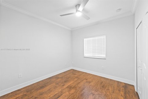 Townhouse in Homestead, Florida 3 bedrooms, 115.66 sq.m. № 1469324 - photo 14