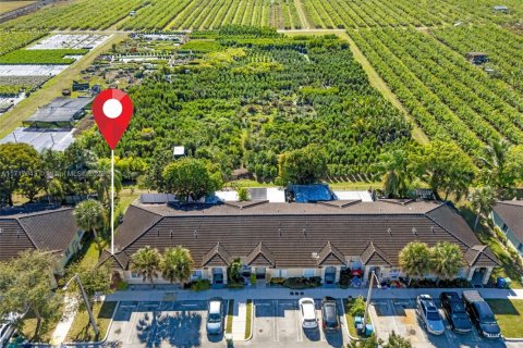 Townhouse in Homestead, Florida 3 bedrooms, 115.66 sq.m. № 1469324 - photo 2