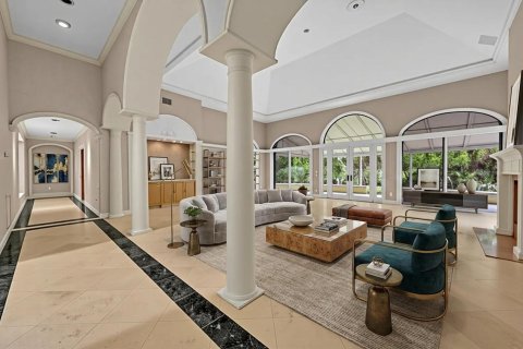Купить виллу или дом в Хоб-Саунд, Флорида 8 комнат, 571.72м2, № 2187655 - фото 8
