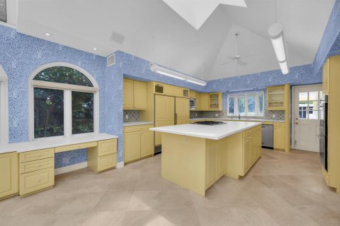 Купить виллу или дом в Хоб-Саунд, Флорида 8 комнат, 571.72м2, № 2187655 - фото 21