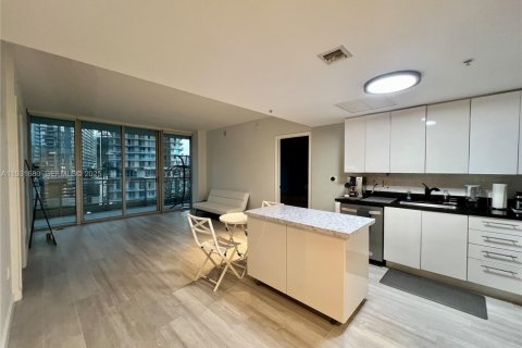 Copropriété à louer à Miami, Floride: 2 chambres, 114.73 m2 № 1990952 - photo 3