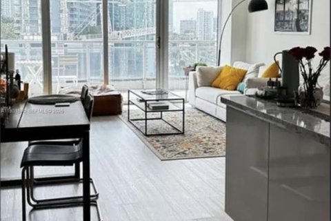 Copropriété à louer à Miami, Floride: 2 chambres, 114.73 m2 № 1990952 - photo 2