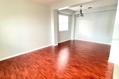 Casa en alquiler en Orlando, Florida, 4 dormitorios, 234.39 m2 № 1786889 - foto 5