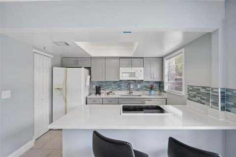 Villa ou maison à vendre à Orlando, Floride: 3 chambres, 122.63 m2 № 2210437 - photo 7
