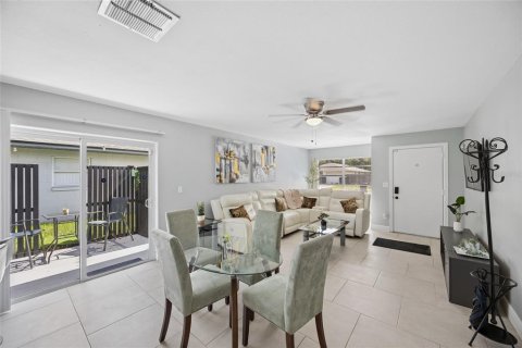 Villa ou maison à vendre à Orlando, Floride: 3 chambres, 122.63 m2 № 2210437 - photo 8
