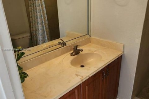 Condominio en venta en Sunrise, Florida, 2 dormitorios, 78.97 m2 № 1964415 - foto 17