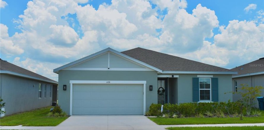House in Lake Wales, Florida 4 bedrooms, 192.77 sq.m. № 2232385
