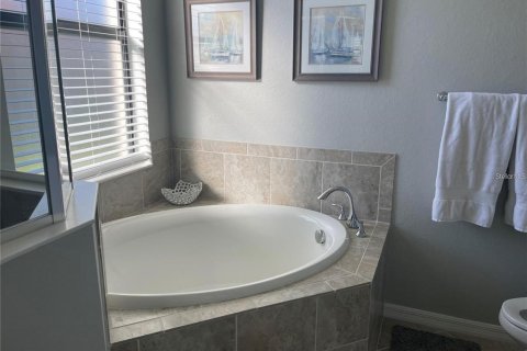 House in Venice, Florida 2 bedrooms, 145.67 sq.m. № 1831770 - photo 10