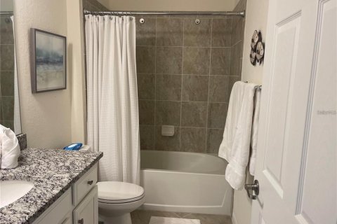 Villa ou maison à louer à Venice, Floride: 2 chambres, 145.67 m2 № 1831770 - photo 11