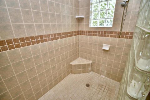 House in Palm Coast, Florida 3 bedrooms, 220.27 sq.m. № 1770214 - photo 30