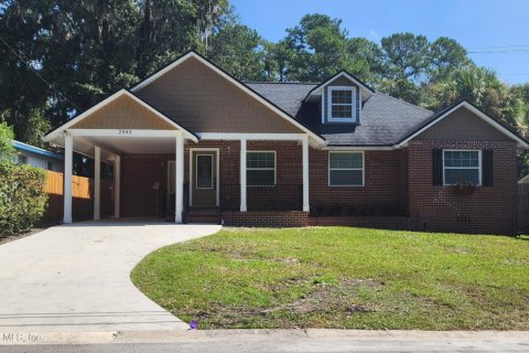 Villa ou maison à louer à Jacksonville, Floride: 3 chambres, 131.09 m2 № 772863 - photo 1