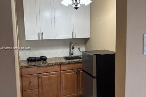 Commercial property in Miami, Florida 1 bedroom, 46.45 sq.m. № 2031014 - photo 9