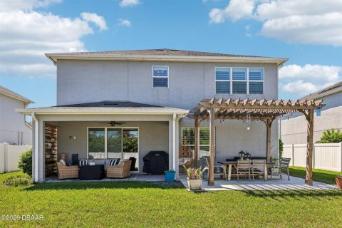 House in Port Orange, Florida 4 bedrooms, 251.49 sq.m. № 2207487 - photo 24