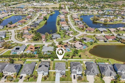 House in Port Orange, Florida 4 bedrooms, 251.49 sq.m. № 2207487 - photo 25