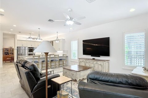 House in Bonita Springs, Florida 3 bedrooms, 311.59 sq.m. № 1931537 - photo 18