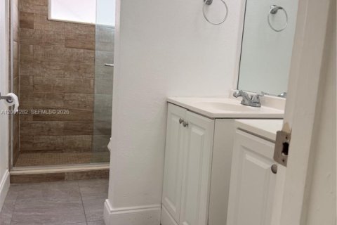 Снять в аренду виллу или дом в Мирамар, Флорида 2 спальни, 172.43м2, № 2065389 - фото 13