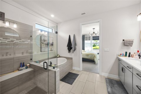 Casa en alquiler en Oakland Park, Florida, 3 dormitorios, 232.26 m2 № 2085963 - foto 22