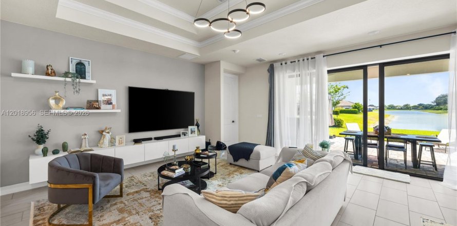 Casa en Oakland Park, Florida 3 dormitorios, 232.26 m2 № 2085963