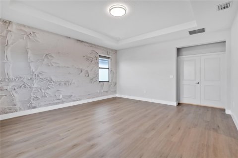 Снять в аренду виллу или дом в Мирамар, Флорида 5 спален, 337.51м2, № 1969329 - фото 27