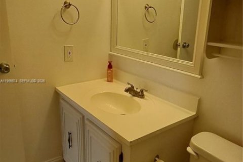 Apartamento en alquiler en Hallandale Beach, Florida, 1 dormitorio, 76.18 m2 № 2010580 - foto 10