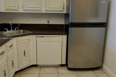 Apartamento en alquiler en Hallandale Beach, Florida, 1 dormitorio, 76.18 m2 № 2010580 - foto 6