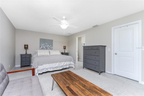 House in Port Charlotte, Florida 3 bedrooms, 152.36 sq.m. № 1900115 - photo 30