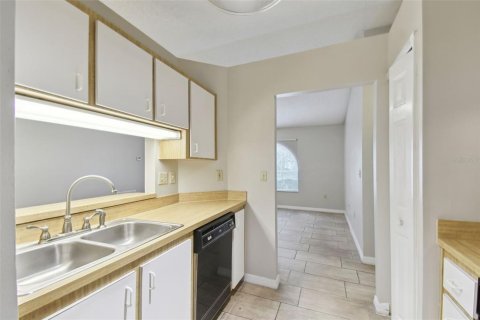 Casa en alquiler en Kissimmee, Florida, 3 dormitorios, 108.7 m2 № 2093620 - foto 10