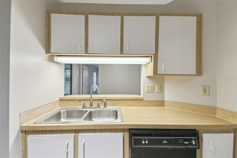Casa en alquiler en Kissimmee, Florida, 3 dormitorios, 108.7 m2 № 2093620 - foto 8