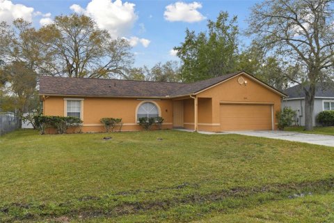 Casa en Kissimmee, Florida 3 dormitorios, 108.7 m2 № 2093620