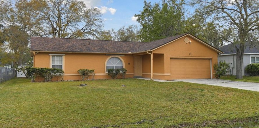 Casa en Kissimmee, Florida 3 dormitorios, 108.7 m2 № 2093620