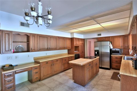 Casa en venta en Ocala, Florida, 4 dormitorios, 282.79 m2 № 1724656 - foto 8