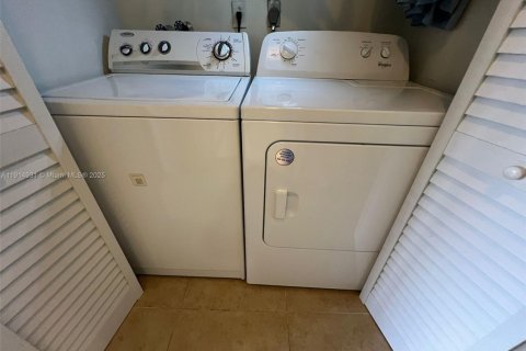 Touwnhouse à vendre à Plantation, Floride: 3 chambres, 172.24 m2 № 1974792 - photo 23