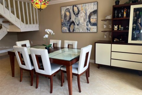 Touwnhouse à vendre à Plantation, Floride: 3 chambres, 172.24 m2 № 1974792 - photo 6