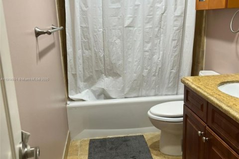 Touwnhouse à vendre à Plantation, Floride: 3 chambres, 172.24 m2 № 1974792 - photo 21