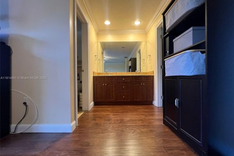 Touwnhouse à vendre à Plantation, Floride: 3 chambres, 172.24 m2 № 1974792 - photo 17