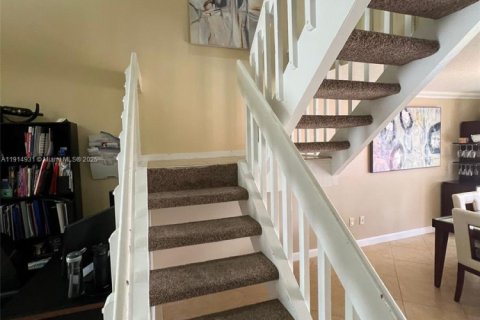 Touwnhouse à vendre à Plantation, Floride: 3 chambres, 172.24 m2 № 1974792 - photo 11