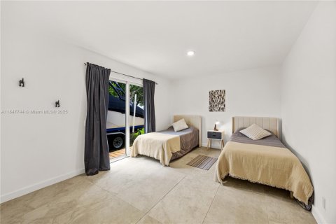 Villa ou maison à vendre à Hollywood, Floride: 3 chambres, 126.81 m2 № 1848992 - photo 22