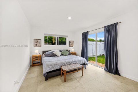 Villa ou maison à vendre à Hollywood, Floride: 3 chambres, 126.81 m2 № 1848992 - photo 15