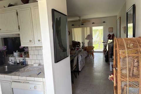Купить кондоминиум в Лодердейл-Лейкс, Флорида 3 комнаты, 87.7м2, № 2085845 - фото 2