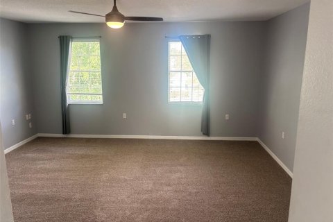 Villa ou maison à louer à Orlando, Floride: 3 chambres, 223.89 m2 № 2107539 - photo 13