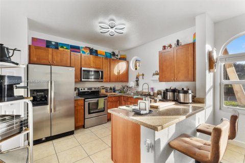 Condo in Miami, Florida, 3 bedrooms  № 1726437 - photo 14
