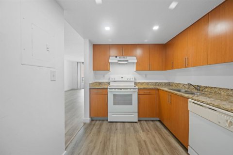 Купить кондоминиум в Авентура, Флорида 1 комната, 91.97м2, № 2085817 - фото 14