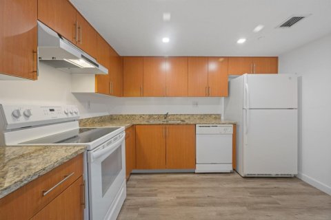 Купить кондоминиум в Авентура, Флорида 1 комната, 91.97м2, № 2085817 - фото 15