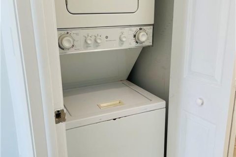 Купить кондоминиум в Авентура, Флорида 1 комната, 91.97м2, № 2085817 - фото 21