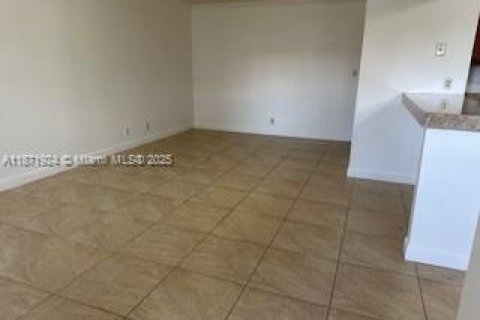 Condominio en alquiler en Margate, Florida, 2 dormitorios, 84.54 m2 № 1925913 - foto 4